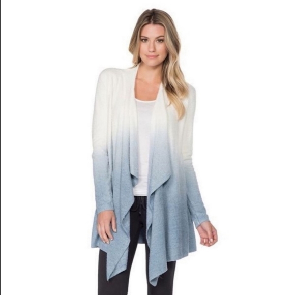 Barefoot Dreams Sweaters - BAREFOOT DREAMS CozyChic Lite Ombre Calypso Wrap in Pearl / Chambray